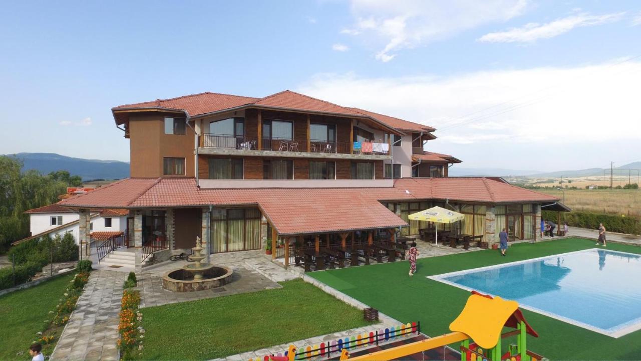 Maribel Spa Hotel Koprilova ภายนอก รูปภาพ