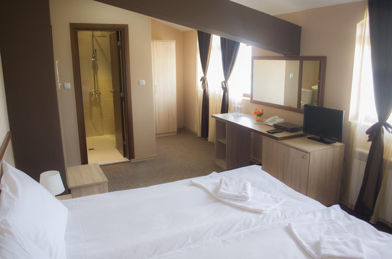 Maribel Spa Hotel Koprilova ภายนอก รูปภาพ
