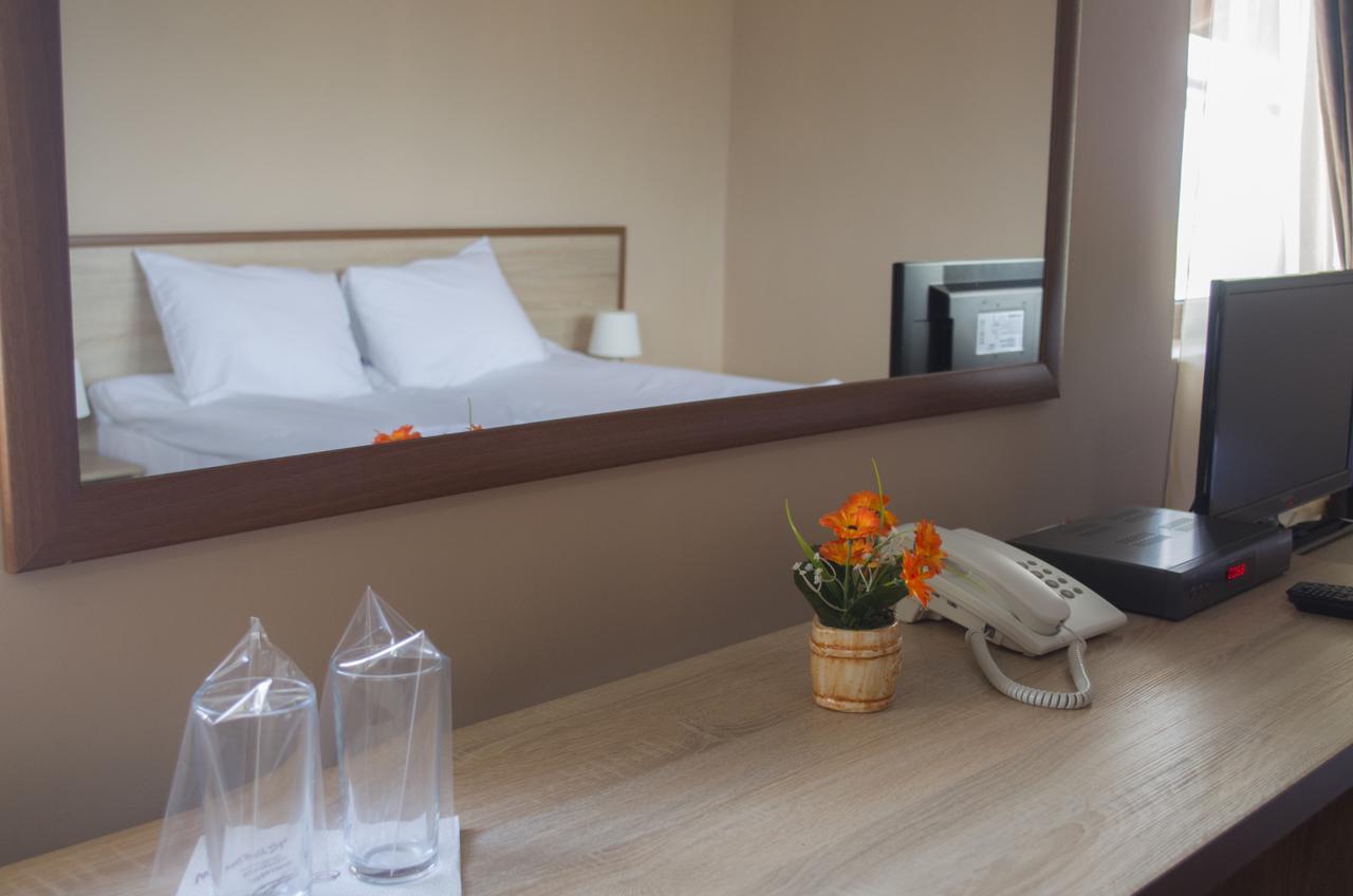 Maribel Spa Hotel Koprilova ภายนอก รูปภาพ